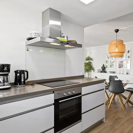 And Modern By Costarentals - Ref 34