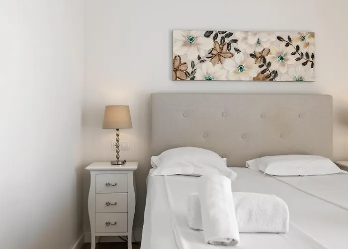 And Modern By Costarentals - Ref 34