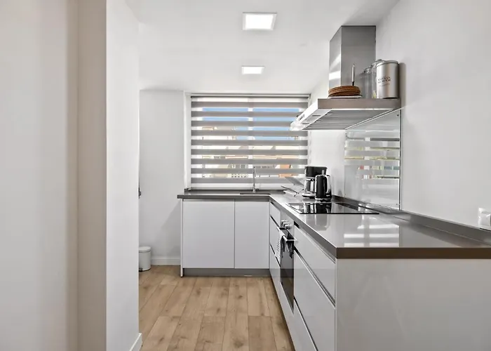 דירה And Modern By Costarentals - Ref 34 *